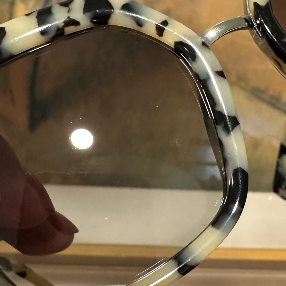 🌹BURBERRY🌹 Charlotte B4315 Beige Tortoise Sunglasses - Picture 11 of 14